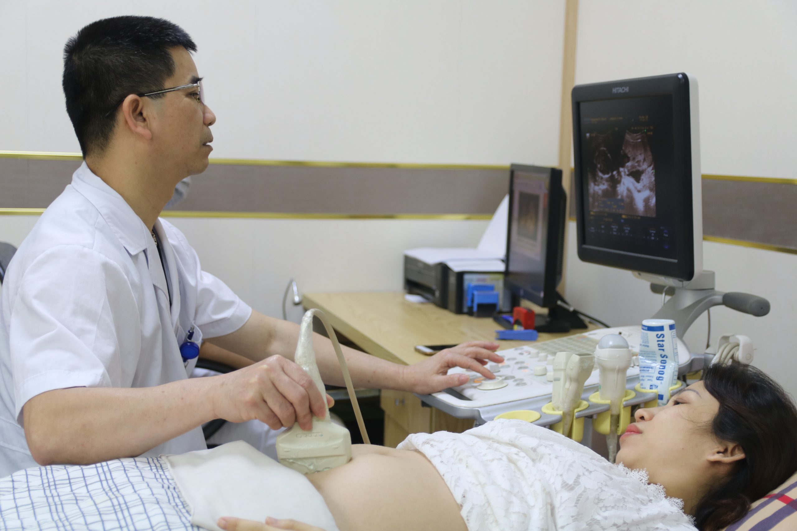 Dịch vụ khám thai tại Trrung tâm Y tế huyện Yên Lập