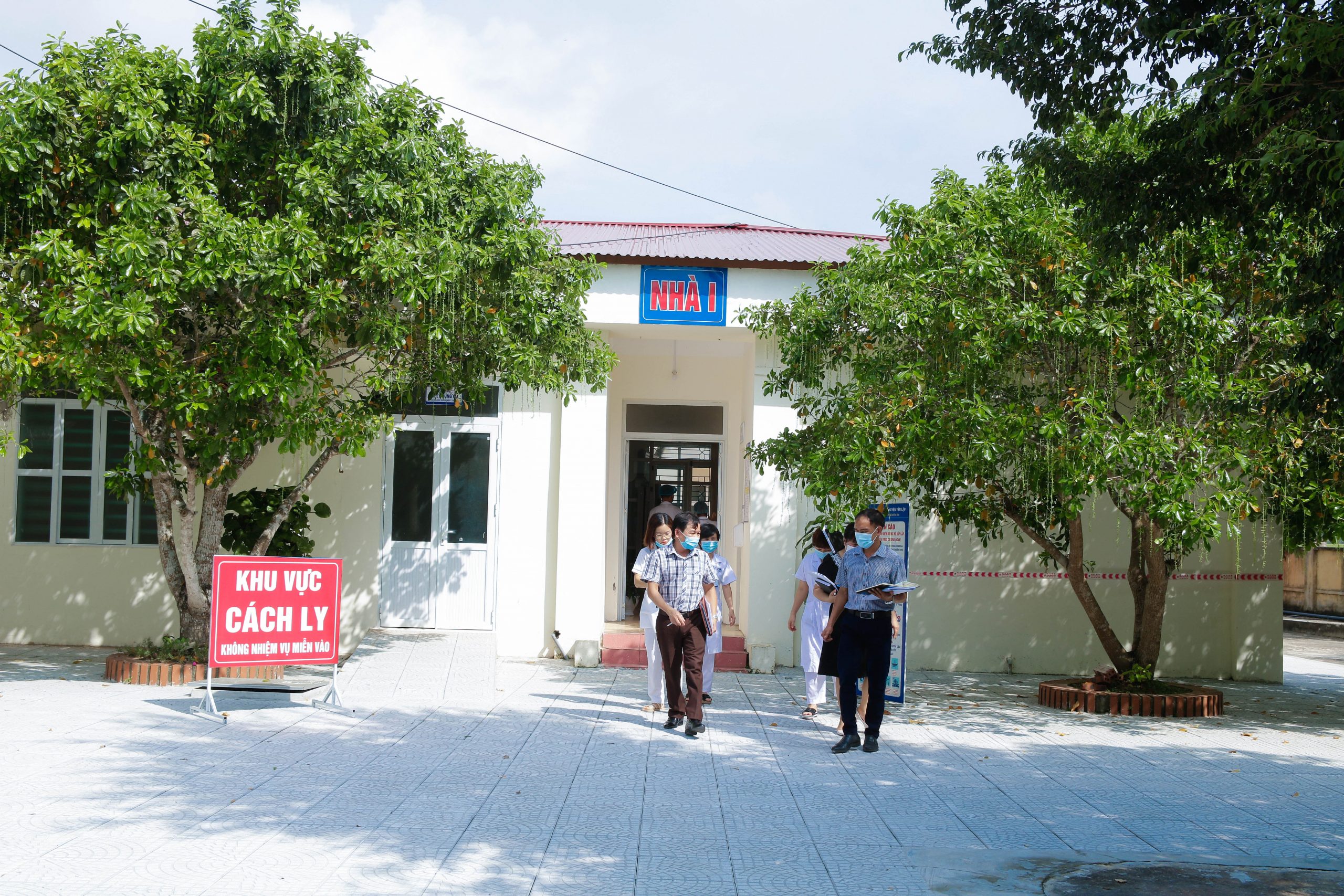 Đoàn kiểm tra thực tế khu vực cách ly của Trung tâm