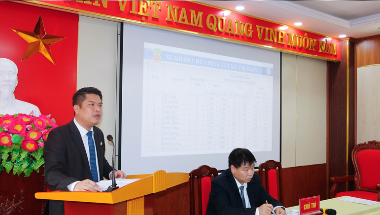 Bác sỹ CKI Lê Công Bình – Bí thư Đảng Uỷ - Giám đốc Trung tâm Y tế ghi nhận những nỗ lực của toàn thể Ban lãnh đạo, đội ngũ cán bộ, viên chức người lao động trong năm vừa qua.